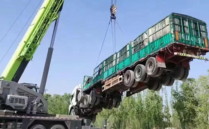 绥江道路脱困救援案例